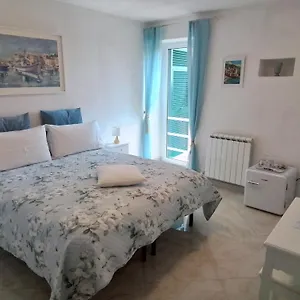 Bed & Breakfast Anita, Uscio